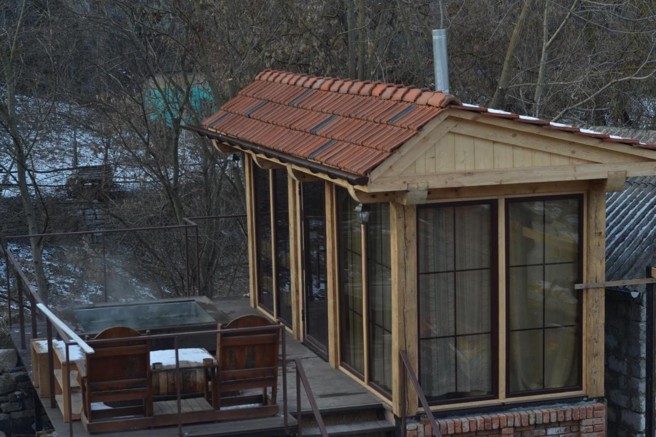 Romantic Guest House Kamjanets-Podilskyi Eksteriør billede